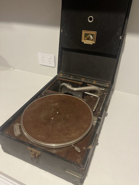 The Gramophone Company - “His Master’s Voice”62863862287362112