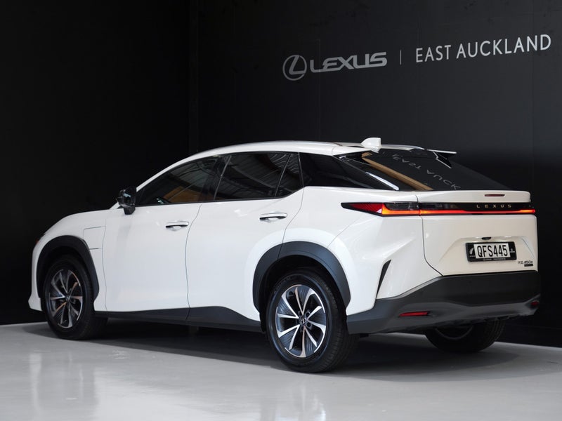 2023 Lexus RZ 450E Core 71Kwh/Ev62863272900611112