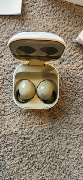 Samsung Galaxy Buds2 Carousel 3