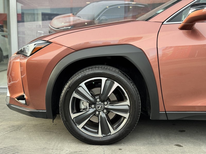 2025 Lexus UX 300h Premium 2.0L AWD Hybrid62863272856833114