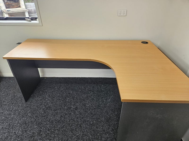 Office desk Carousel 2
