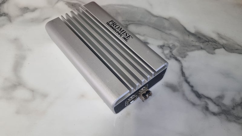 Promise SANLink F1002 Thunderbolt to fibre converter Carousel 2