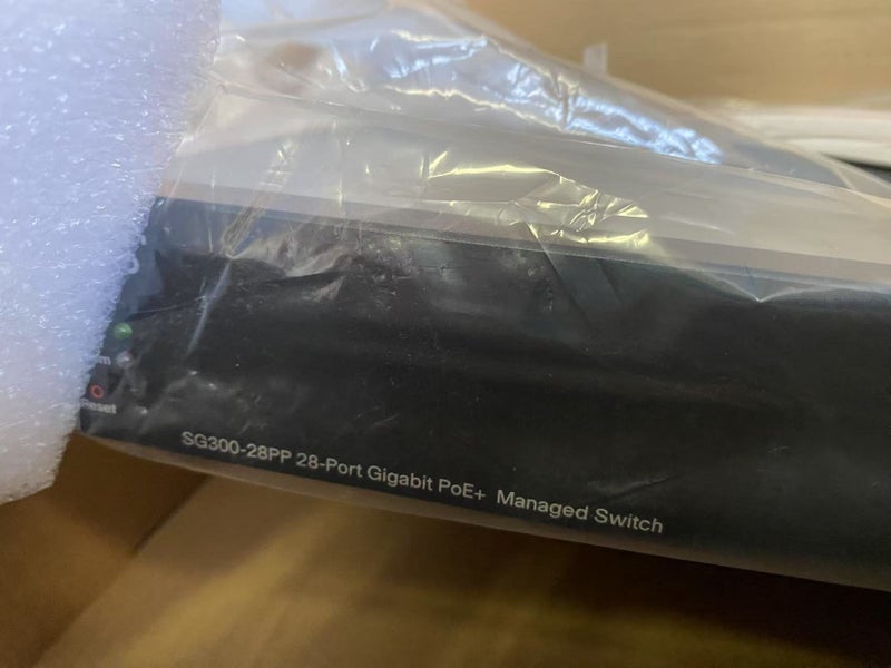 *$1 Reserve* Cisco SG300-28PP-K9 28 Port Gigabit PoE+ Managed Switch (Open box) Carousel 3