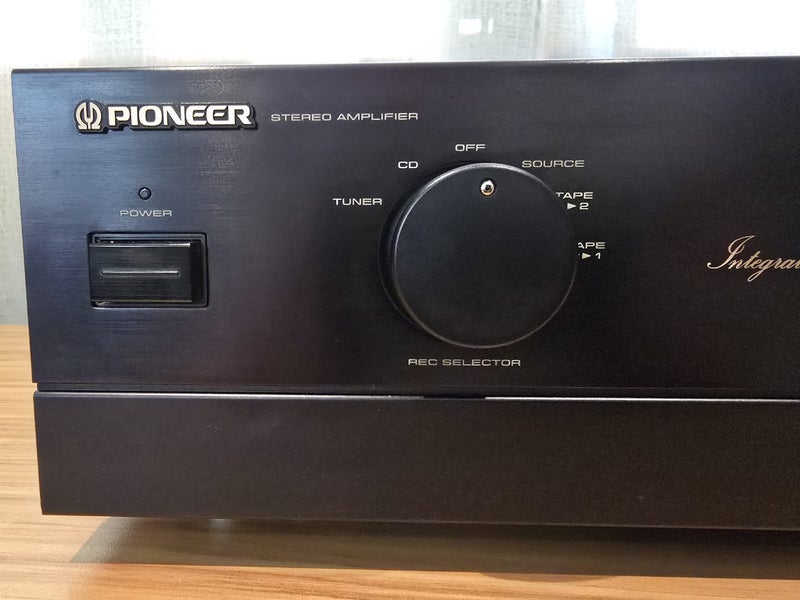 Pioneer A-400X Stereo Amplifier Carousel 2