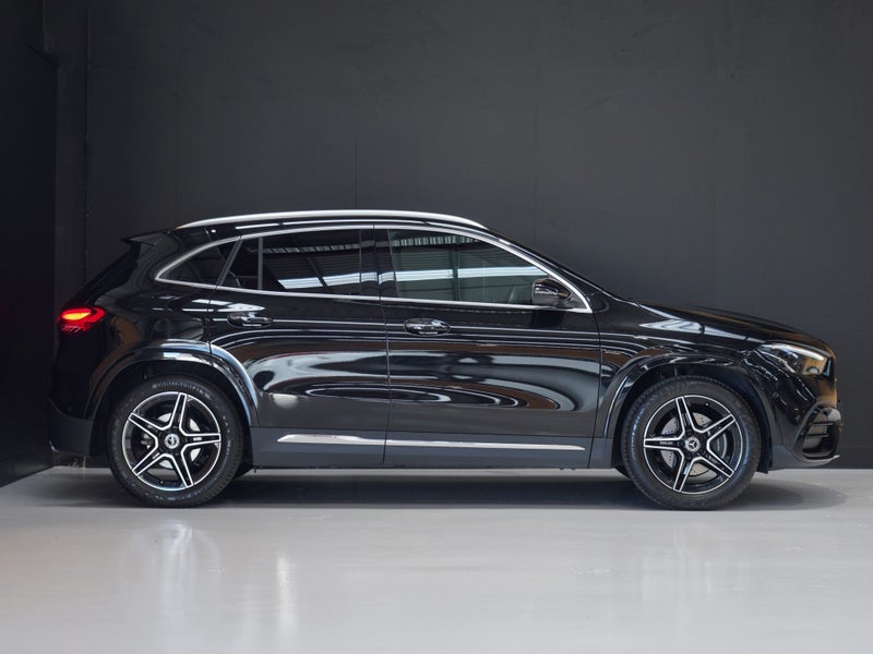 2024 Mercedes-Benz GLA 200 AMG Line Facelift *N...62864758088193114