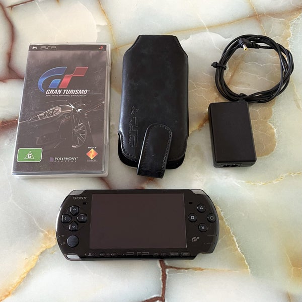 PSP Slim 3002 GRAN TURISMO Limited Edition Carousel 1