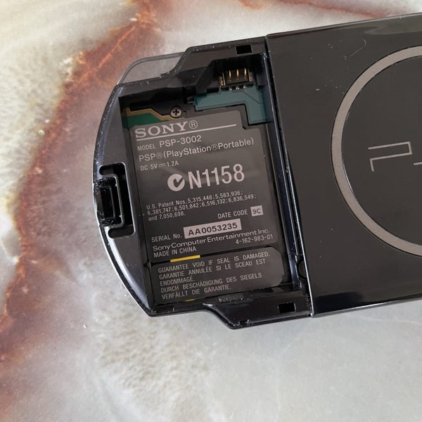 PSP Slim 3002 GRAN TURISMO Limited Edition Carousel 17