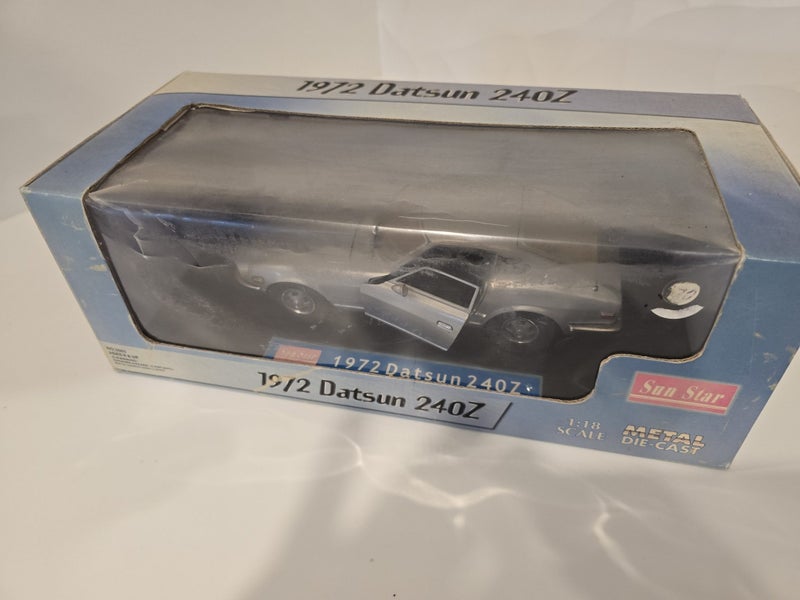 1972 Datsun 240Z 1:18 scale Die cast car62865826468227114
