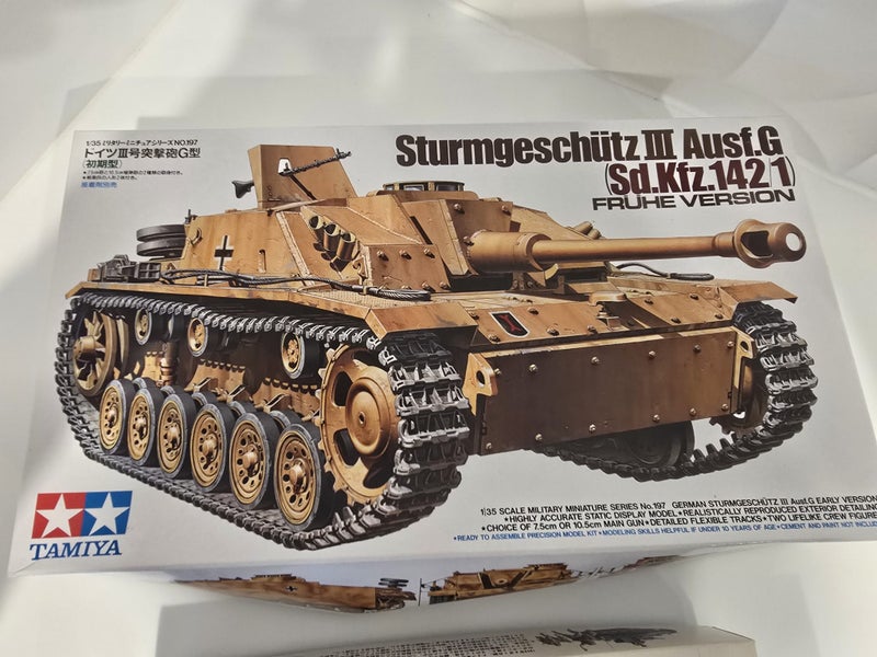 2x Tamiya models (Stug III & Panzer II)62865826474369111