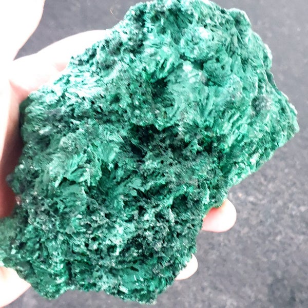 Fibrous Velvet Malachite Carousel 1