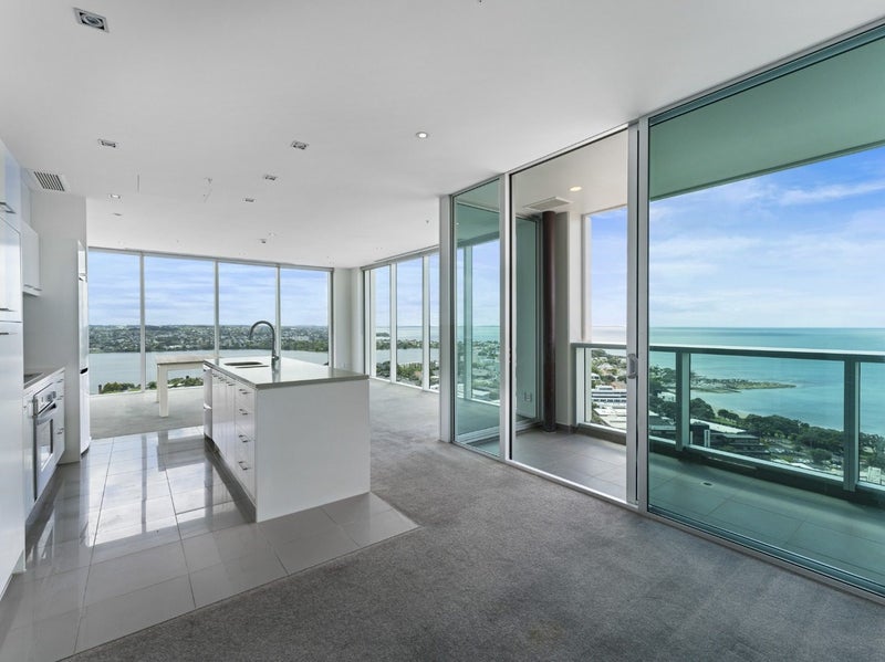 Takapuna, 2 bedrooms62885375352578113