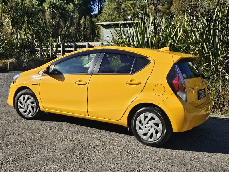 2016 Toyota Aqua62868837029377113