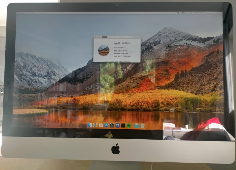 iMac 27” (Mid-2011) – Fully Functional Carousel 1