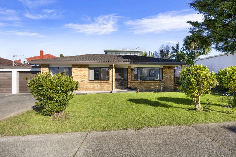Brick & Tile Beauty! Must view!62885374965891111