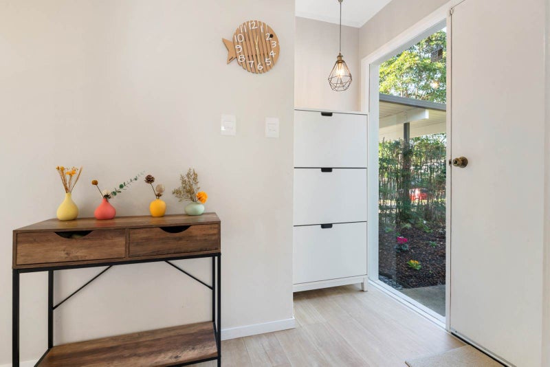Sun-Drenched, Easy Access – Perfect for All Ages62885374885763113