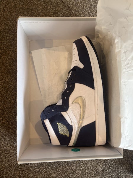 Jordan 1 Midnight Navy Size 12 Carousel 2