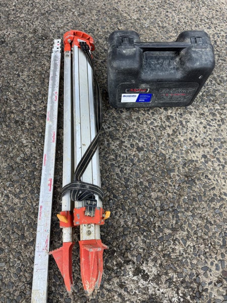 ALPHA Pro Shot Laser Level with Receiver in Case and holders,62863858695299112
