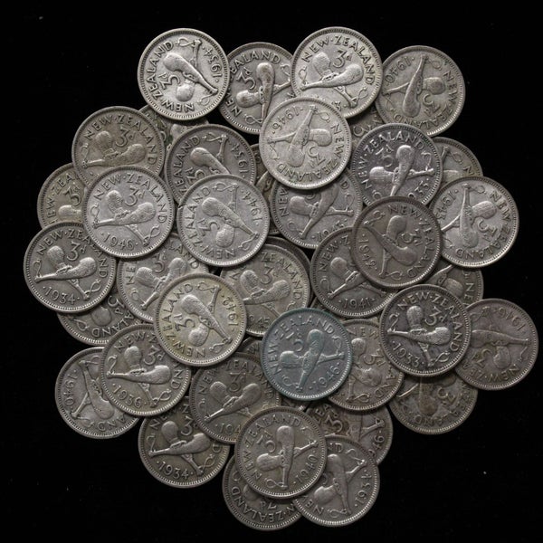 NZ SILVER THREEPENCE 1.0 OZ OF SILVER $1 RESERVE! Carousel 1