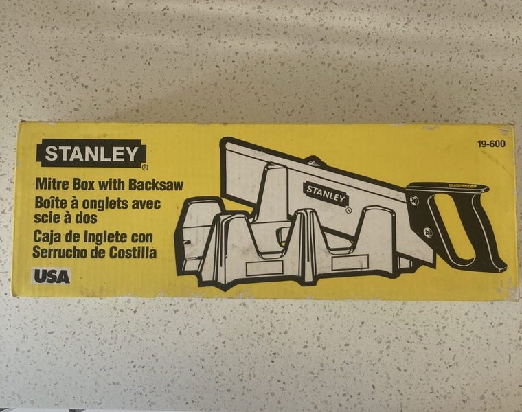 Stanley Mitre Box and Saw628632431000341126