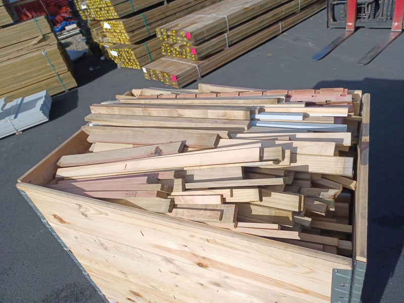 TIMBER FILLETS / PACKERS / HARDWOOD AND PINE - PER STACK - TS776662864734295554114