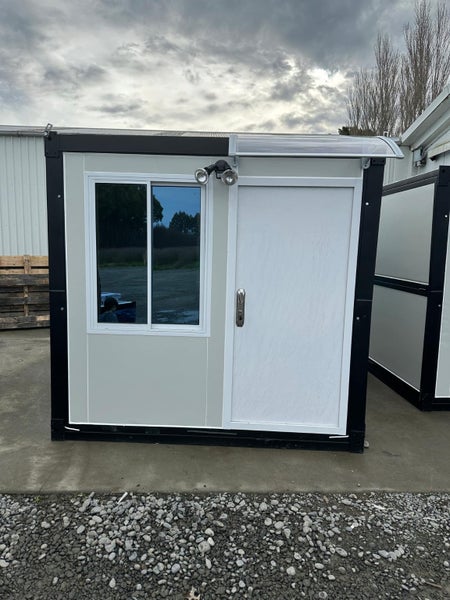 Sleepout/Cabin or Site Office 10ft Carousel 2