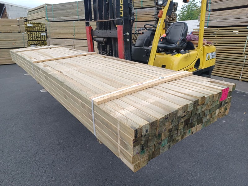 PINE BALUSTERS / FRAMING - 45 x 45mm - H4 P/R - 385.4m - TS7231 Carousel 1