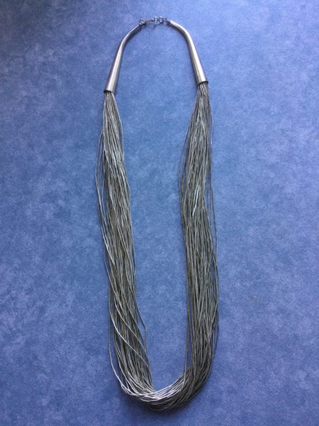 A SUPERB VINTAGE MULTI STRAND STERLING SILVER NECKLACE Carousel 1