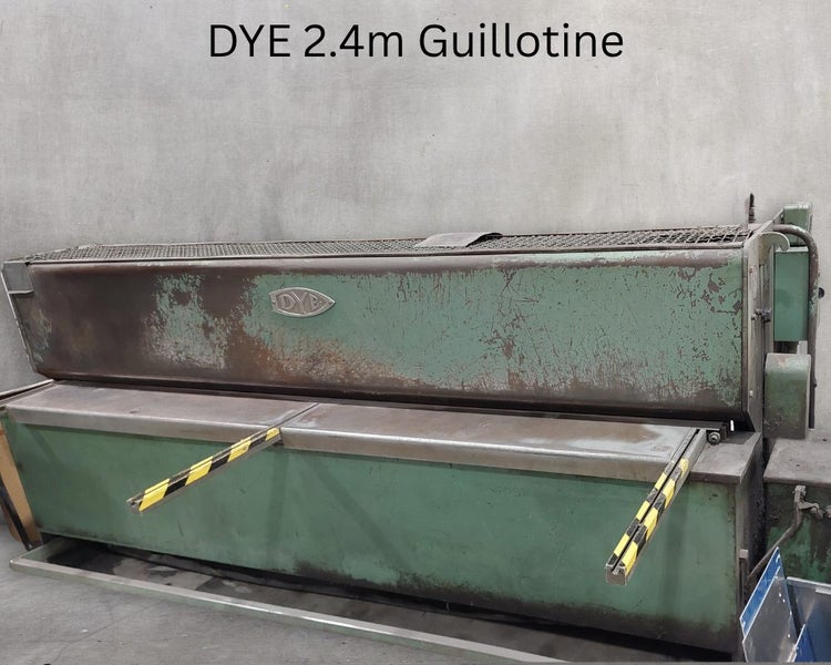 DYE 2.4m Powered Guillotine62863858935937115