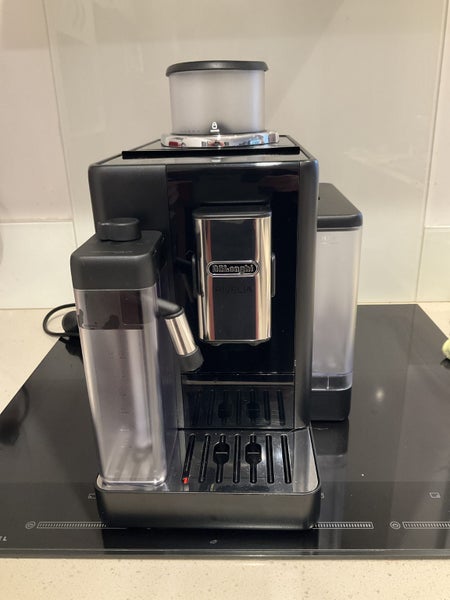 De Longhi Fully Automatic Coffee Machine62863860699906111