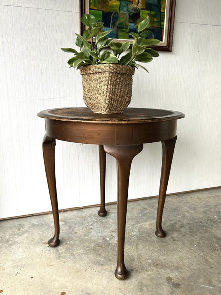 Vintage Checker Side Table62863242272001112