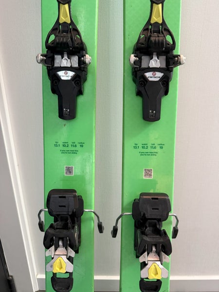 Back country touring skis, bindings, crampons and skins62863863195777112