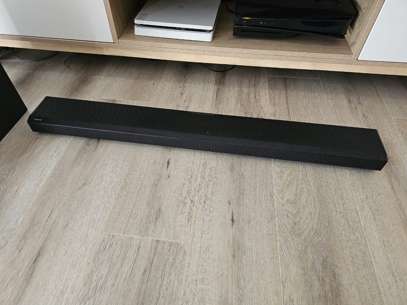 Samsung Sound Bar Q700A With Wireless Sub & Dolby Atmos, 3.1.2ch Carousel 1