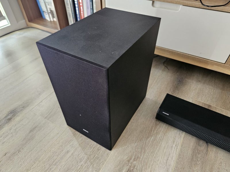 Samsung Sound Bar Q700A With Wireless Sub & Dolby Atmos, 3.1.2ch Carousel 2