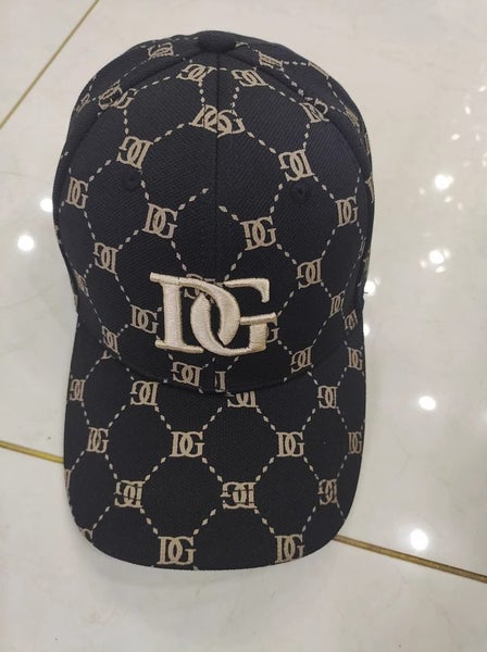 $1 R: Stylish GOLD AND Black DG Logo Baseball Cap – Adjustable Fit62863243976322113