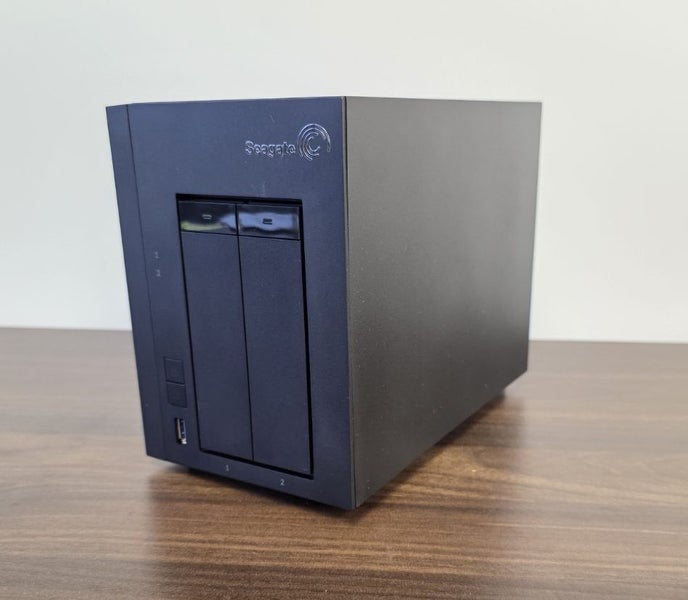 Seagate 2 Bay Network Storage NAS SRPD20 2 x 2TB Drives included Carousel 1