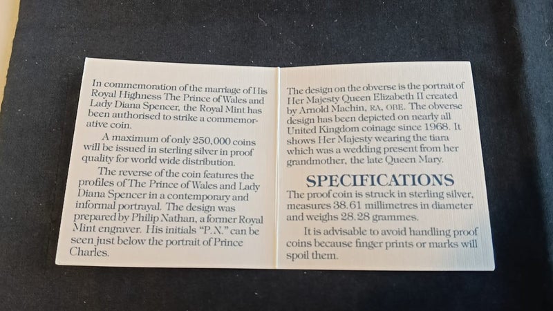 1981 'Charles & Di Marriage' Silver Proof Coin Carousel 2