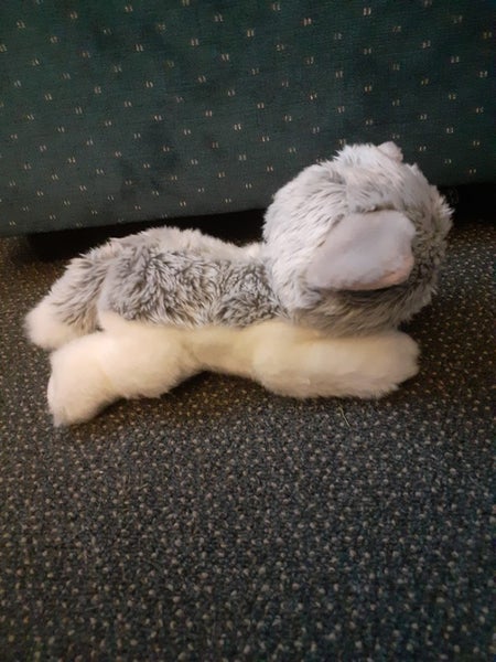 $1 Reserve Antics Beige Fluffly Cat Plush Toy Carousel 2
