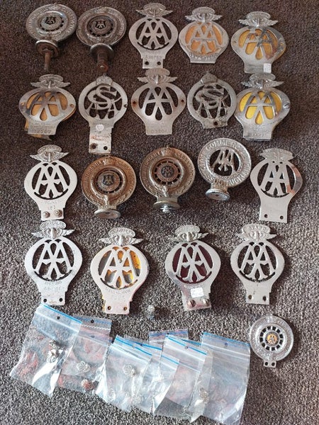 AA BADGES LARGE COLLECTION ON DISPLAY BOARDS62864736894723111