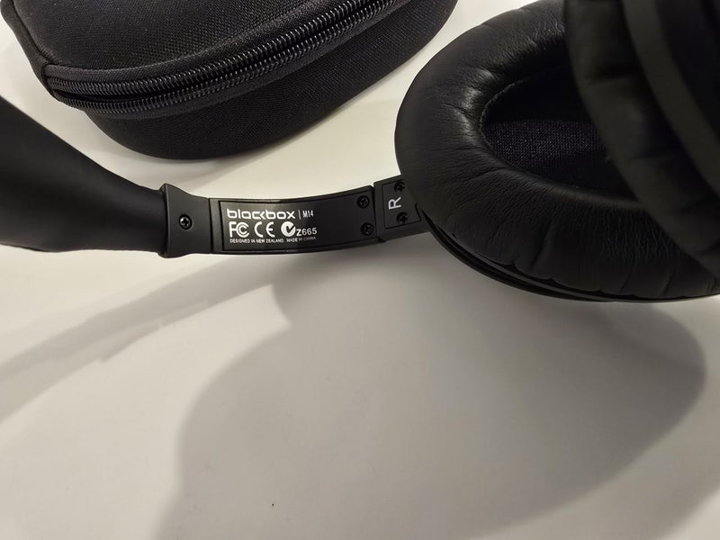 Phitek Systems Blackbox M14 Noise Cancellation Headphones Carousel 7