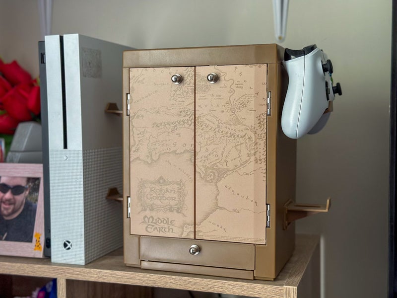 The Lord of the Rings Gaming Locker Carousel 1