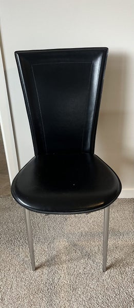 Leather and glass dining suite62863860472835111