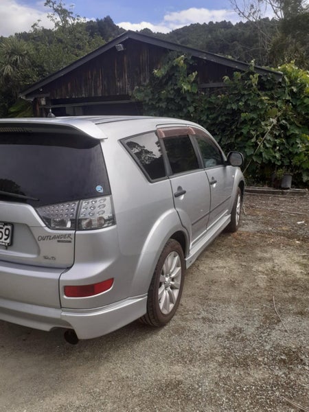 2006 Mitsubishi Outlander62865836726914112