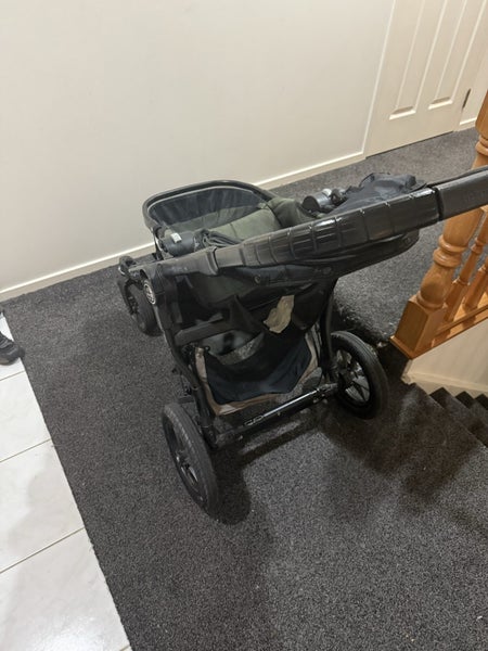 Baby Jogger City Select with Baby Bassinette Carousel 2