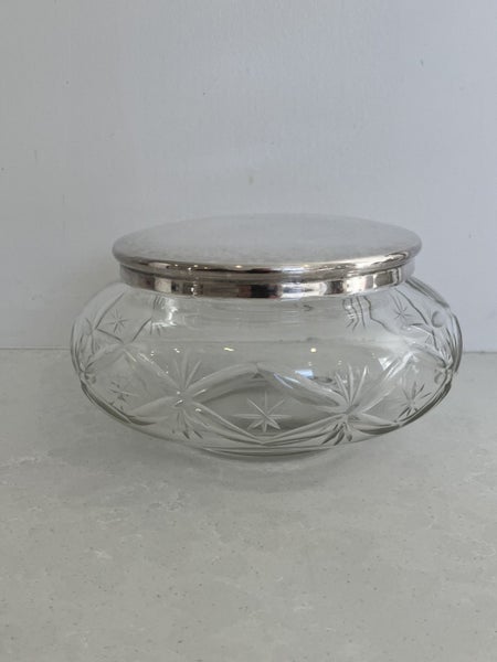 Large vintage powder bowl/vanity jar with silver plate lid629490538781471120