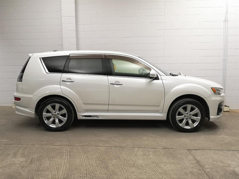 2012 Mitsubishi Outlander 7 seater, camchain, n...62869813471618112
