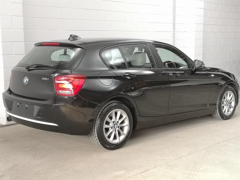 2014 BMW 116i Style, 1/2 leather, super low ks,...62869813500801111
