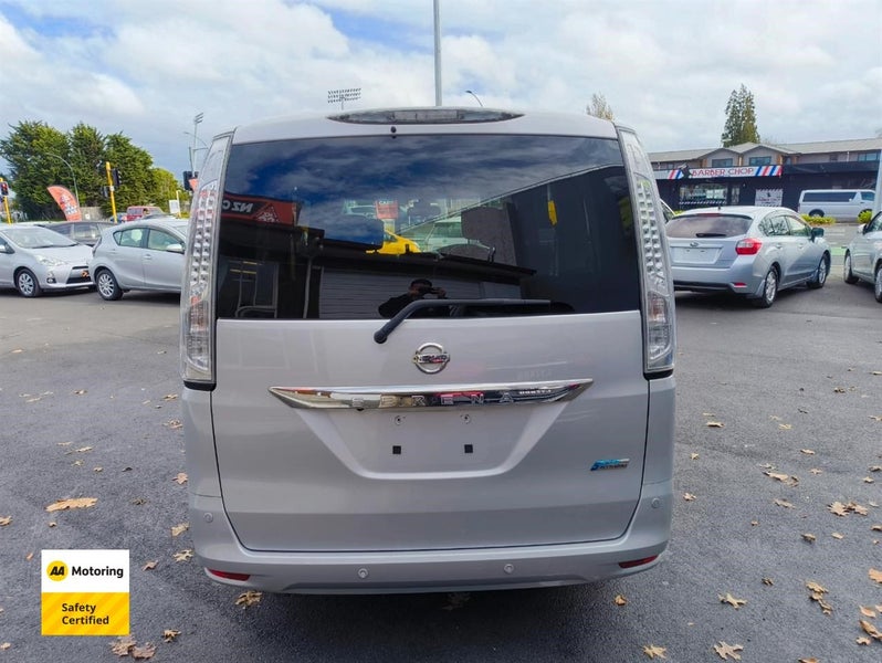 2014 Nissan Serena 7 Seater Hybrid62864757819523114