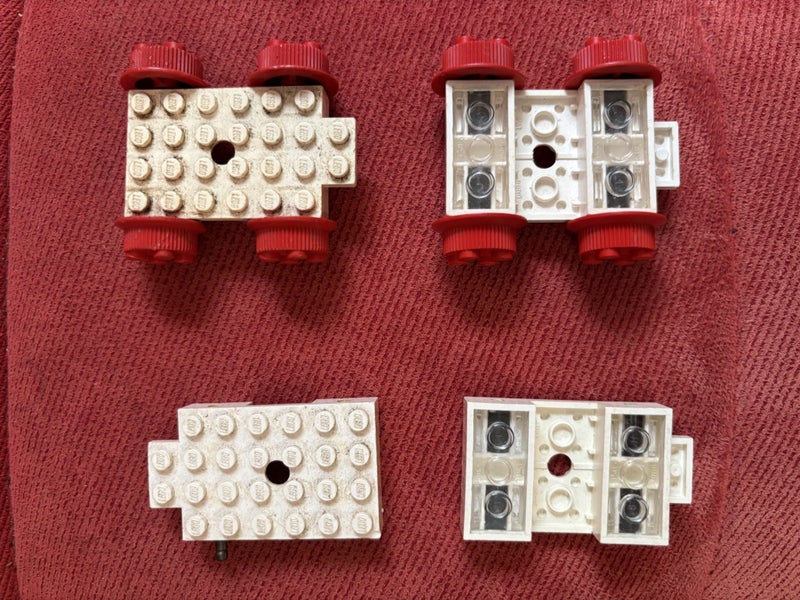 Vintage Lego Train Base Wheel Holders Carousel 1