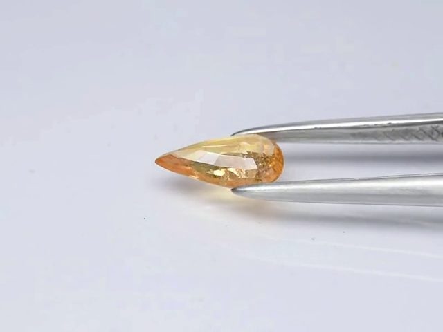 $1 RES * Buy Now $1,100.00 * 0.50ct Pear Yellow SI1 SAPPHIRE Gemstone Loose Carousel 2