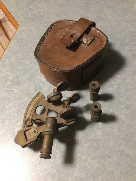 AN EXCELLENT ANT STANLEY SEXTANT WITH ORIGINAL CASE Carousel 2